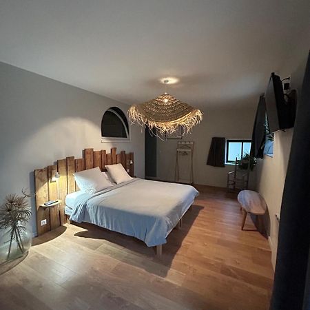 Chambres D'Hotes De La Pilatiere Persac Luaran gambar